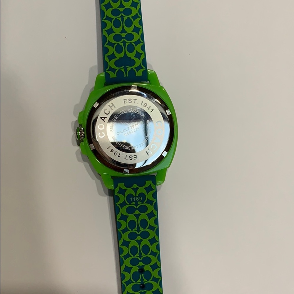 Watch - Picture 4 of 5